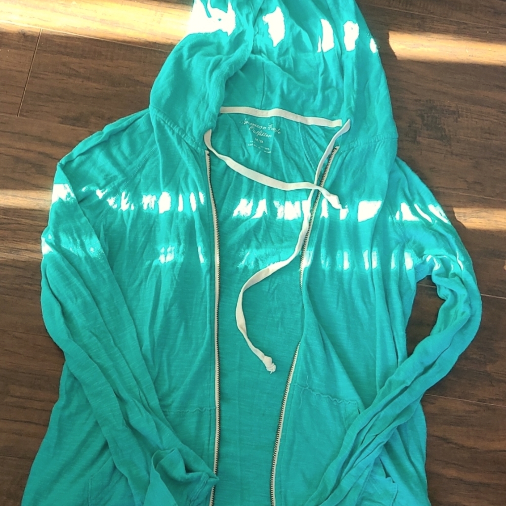American eagle zip up